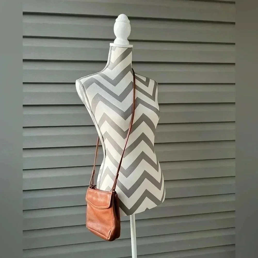 Vintage Fossil Brown Leather Small Crossbody Shoulder Bag Purse